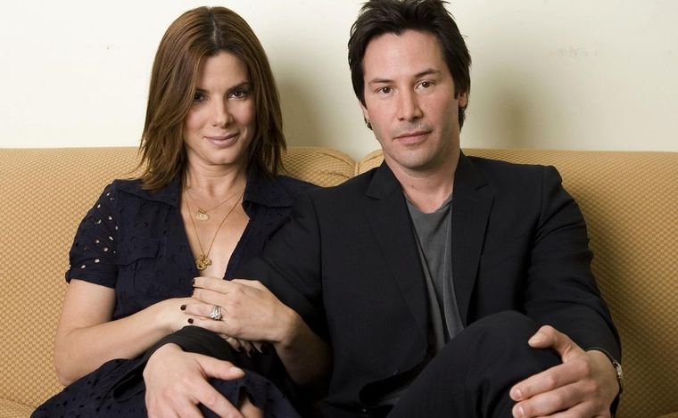 Foto: https://www.viveusa.mx/showbiz/el-amor-imposible-entre-keanu-reeves-y-sandra-bullock