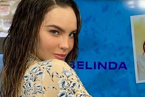 Belinda siempre sorprende con cada uno de sus looks. Foto: Instagram @belindapop