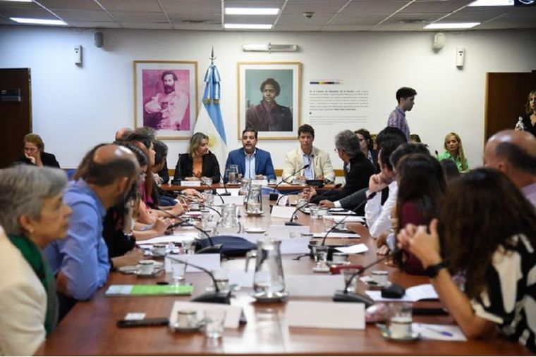 La comisión de Juicio Político obtuvo la firma de las acusaciones contra los miembros de la Corte por presunto mal desempeño