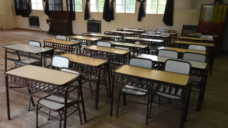 Si aceptamos la baja de natalidad como una tragedia, nos condenamos a ser espectadores pasivos de un naufragio.