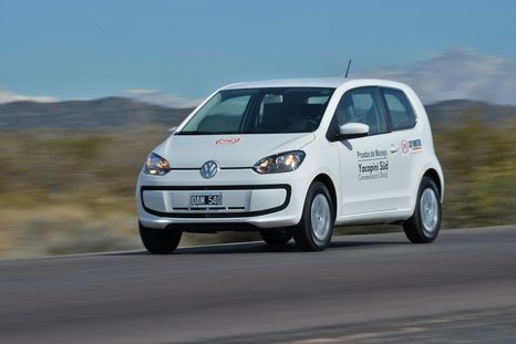 Test drive en Mendoza: mirá cuánto consume el Up!