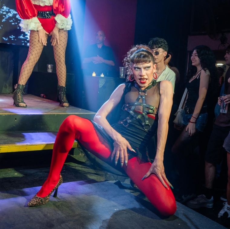 El show drag de La Wan hace vibrar al público junto a la catarata de hits de su DJ set. El show drag de La Wan hace vibrar al público junto a la catarata de hits de su DJ set.