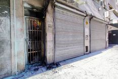 El ataque generó destrozos en la fachada e interior del edificio Foto: X El ataque generó destrozos en la fachada e interior del edificio Foto: X