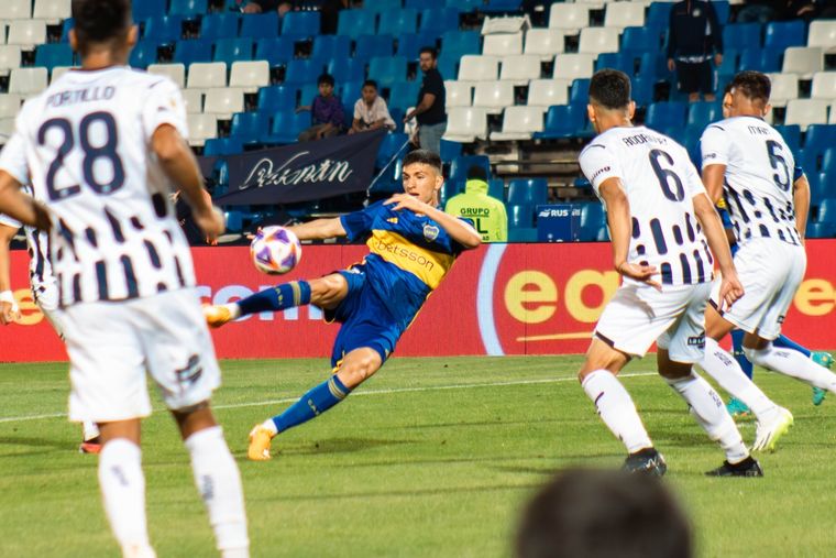 Bullaude no tuvo el paso esperado por Boca. Bullaude no tuvo el paso esperado por Boca.