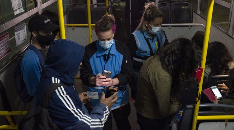 Los casos siguen bajando en la Provincia de Buenos Aires. Foto: Prensa GCBA