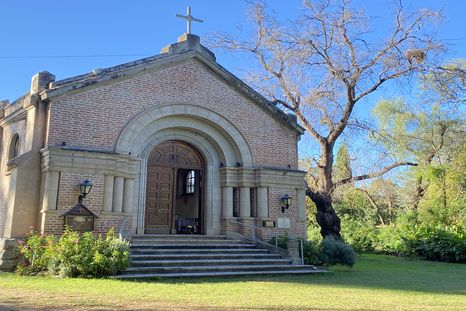 Desde distintos puntos del pueblo se observan panorámicas abiertas del valle. Desde distintos puntos del pueblo se observan panorámicas abiertas del valle.