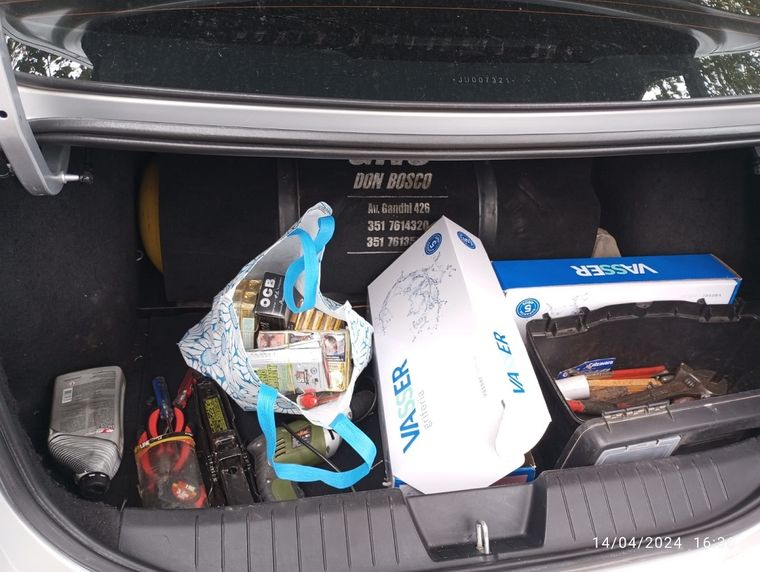 El baúl del auto con los elementos secuestrados Foto: gentileza
