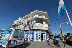 allanaron una clinica clandestina en gonzalez catan por una red de medicos truchos y estafas