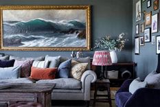 Una pintura es una forma encantadora de dar vida a las tendencias del diseño de interiores y de mostrar un poco de la personalidad en el hogar.. Foto: Futuro / Dan Duchars