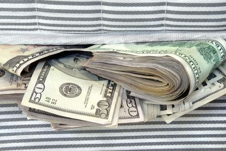 que son los dolares bajo el colchon que javier milei quiere utilizar para incentivar la economia de argentina que son los dolares bajo el colchon que javier milei quiere utilizar para incentivar la economia de argentina