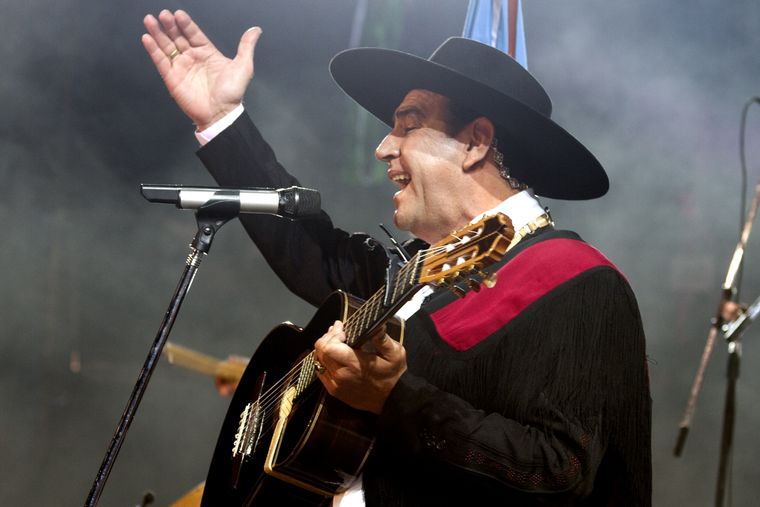 El Chaqueño Palavecino llegó a ser uno de los cantantes regionales mejor pagos de la Argentina Foto: Wikipedia