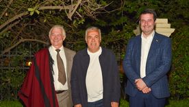 El gobernador Alfredo Cornejo fue uno de los invitados especiales a la Fiesta de España en Club Tapiz. Mirá todas las fotos al final de la nota.