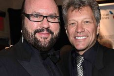 desmond child: no solo compuso exitos para ricky martin, tambien lo hizo para kiss, bon jovi y alice cooper