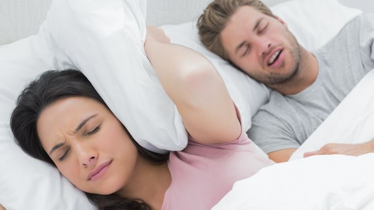 Descubre por qué algunas personas hablan mientras duermen Foto: Gtres