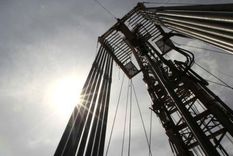 el petroleo perdio mas de 5%: incertidumbre en los mercados financieros