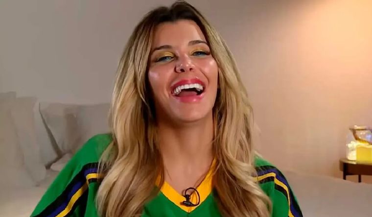 Charlotte Caniggia probó un plato típico por primera vez