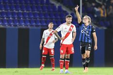 El delantero que le metió un doblete a River cuenta con una historia particular. Foto: EFE