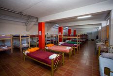 El Refugio Azul funciona en el estadio de Independiente Rivadavia