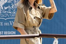 Estas tres famosas abren el Festival de Venecia, luciendo básicos a su llegada Foto: Instagram