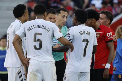 MDZol | Vinícius Jr. Cruce con Pablo Maffeo en Mallorca-Real Madrid.
