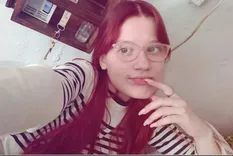 La joven era buscada en La Plata desde el viernes. Fue atropellada tras bajar del colectivo. Cámaras registraron el momento que el conductor de una camioneta la atropelló.