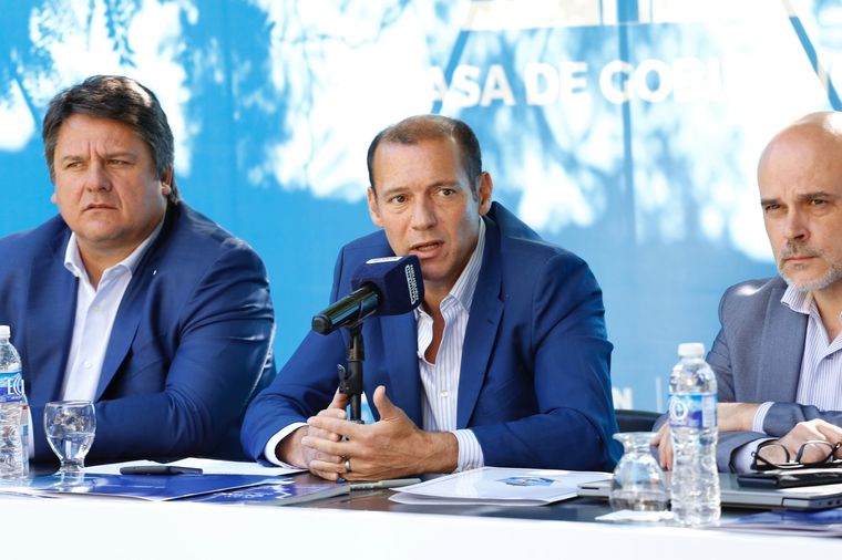 Sin reelección. Omar Gutierrez apoya a su vice, Kooperman para sostener al MPN en el poder. Foto: Twitter Omar Gutiérrez
