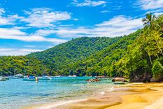 La playa escondida y con piscinas naturales de Sao Paulo.