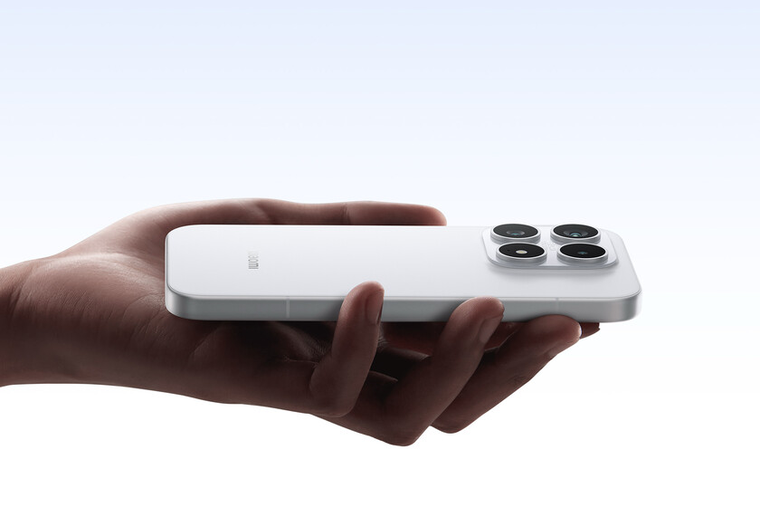 Xiaomi 17, modelo base. Xiaomi 17, modelo base.