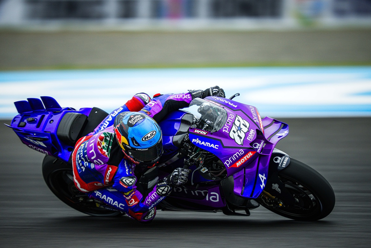 Un insólito momento se vivió en el MotoGP. Foto: Instagram