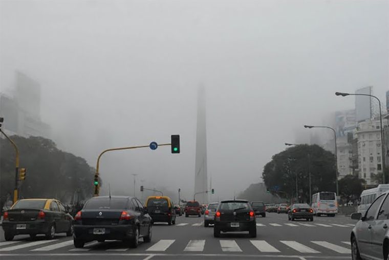La niebla dice presente en la Ciudad de Buenos Aires.