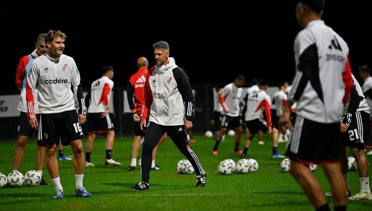 Demichelis tomó una decisión en los entrenamientos de River antes del Superclásico. Foto: @RiverPlate