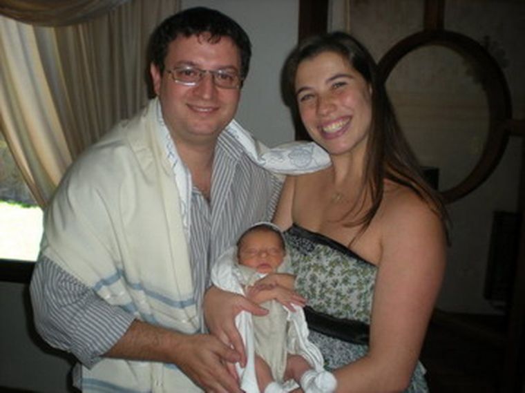 Eduardo y Mariela con su hijo Damián.