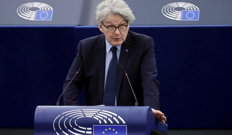 El francés Thierry Breton fue vetado por Estados Unidos y la Unión Europea reaccionó. Foto Efe