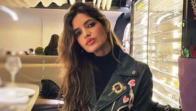 Sara Carbonero y Maggie Civantos tienen en común una prenda muy especial como las faldas vaqueras Foto: Hola!