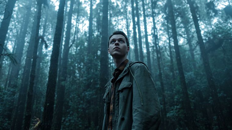 La serie sigue a Mark, Memo y Becky, tres adolescentes que entran en contacto con un mundo fantástico llamado Black Tower.