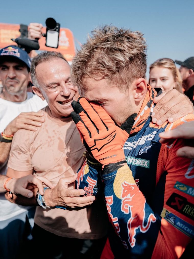 Luciano Benavides, campeón del Rally Dakar 2026. Luciano Benavides, campeón del Rally Dakar 2026.