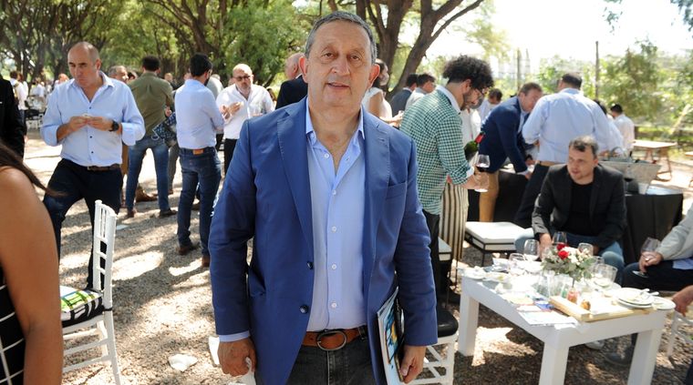 Increíble: la Municipalidad de Malargüe se quedó sin luz por falta de pago Increíble: la Municipalidad de Malargüe se quedó sin luz por falta de pago