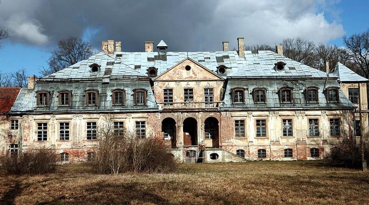 Este sería el palacio polaco que alberga el tesoro. Foto: PlanoI.