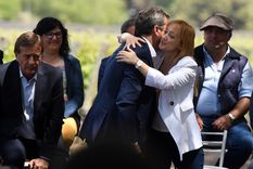 Anabel Fernández Sagasti junto a Sergio Massa Foto: ALF PONCE MERCADO / MDZ Anabel Fernández Sagasti junto a Sergio Massa Foto: ALF PONCE MERCADO / MDZ