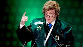 la imagen de javier milei se derrumba y preocupa en los pasillos de casa rosada la imagen de javier milei se derrumba y preocupa en los pasillos de casa rosada