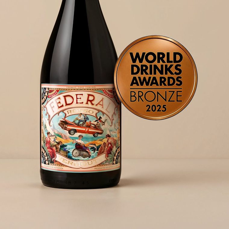 Vermut Federal recibió distinciones internacionales por sus etiquetas. Vermut Federal recibió distinciones internacionales por sus etiquetas.