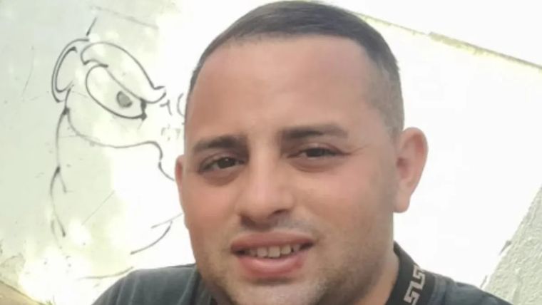 El policía Maximiliano Joaquín Gargiulo, recibió un disparo en la cabeza y se encuentra en estado crítico.