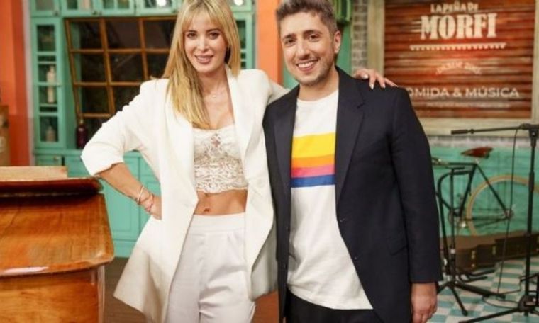Jésica Cirio y Jey Mammon en La Peña de Morfi (Telefe). 