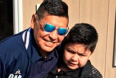Diego Maradona, junto a su hijo Dieguito Fernando.