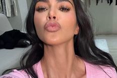 Kim Kardashian habla sobre los dramas que ha tenido con Kourtney Kim Kardashian es una empresaria, socialité y modelo de Estados Unidos. Hija de Kris Jenner, la reconocida mánager y el difunto abogado Robert Kardashian. Foto: @kimkardashian