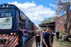 En medio de la emergencia por las inundaciones, Tucumán recibió donaciones a través del Tren Solidario que arribó a San Miguel este jueves.