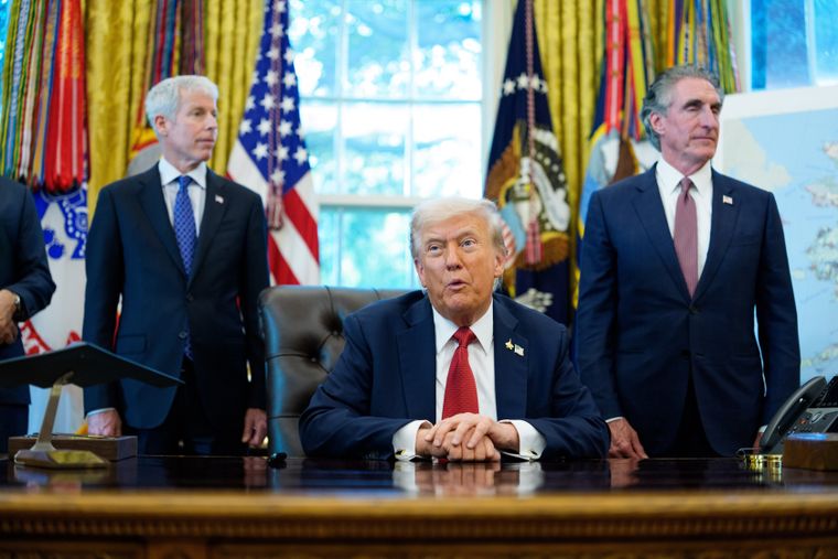 Luego del primer día de conversaciones, Donald Trump se mostró optimista con llegar a un acuerdo en el enclave.