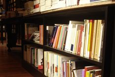 dia del bibliotecario: la importancia del gestor de la informacion en la sociedad argentina