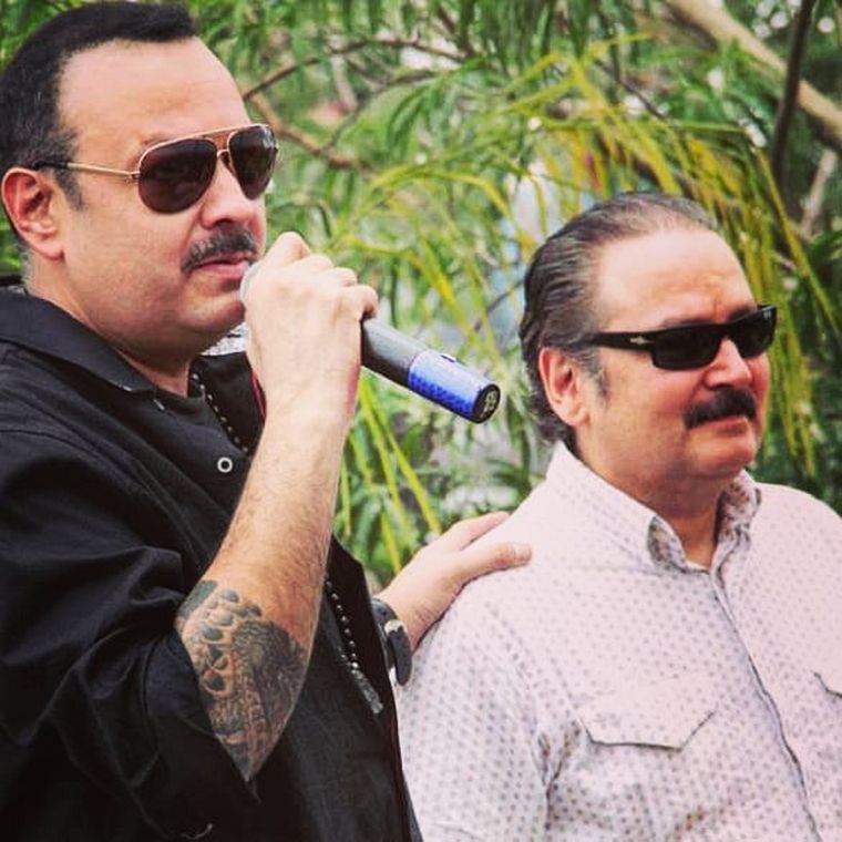 Pepe Aguilar y su hermano mayor Antonio Aguilar Jr. Foto: Instagram