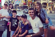 Wanda Nara, Mauro Icardi e hijos. Foto: Diario As (as.com)